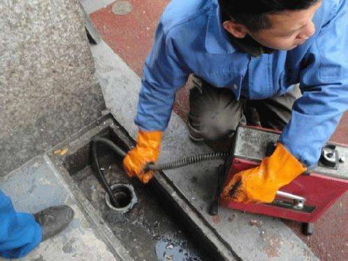 夏河疏通下水道